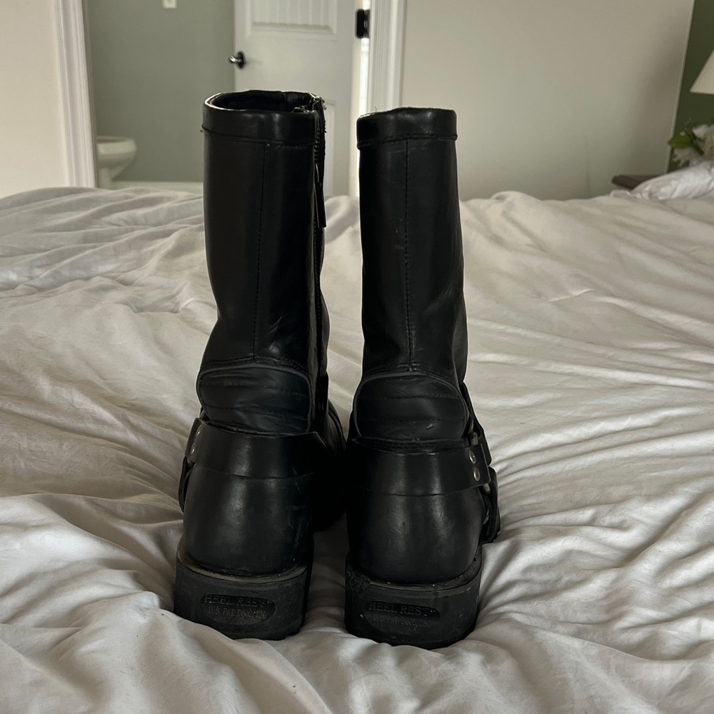 Harley-Davidson Men's Black Leather Riding Boots - Picture 3 of 6